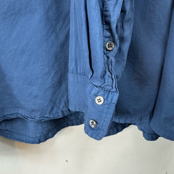 Xirena Size Large Blue Woven Cotton Collared Button Front Blaine Top - Picture 9 of 9